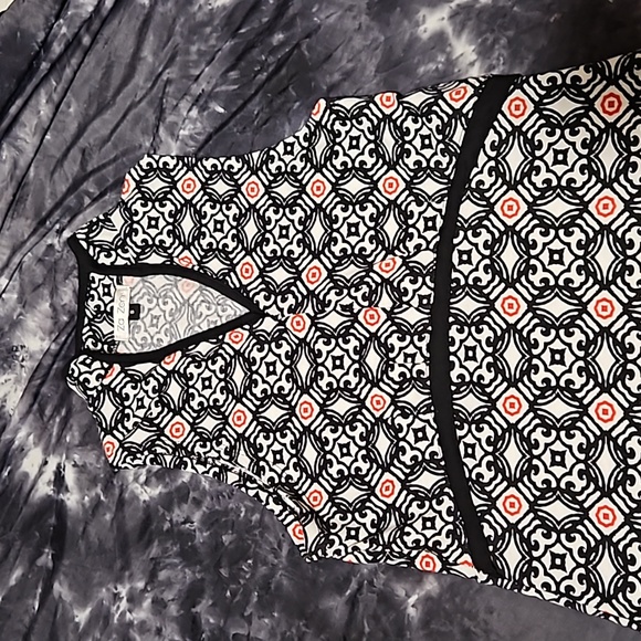 Dress - Picture 3 of 7